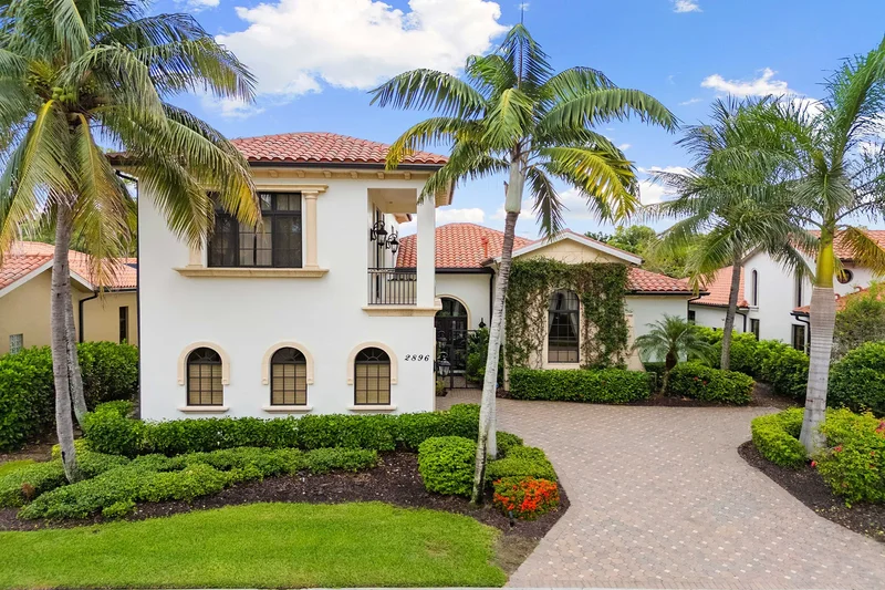 2896 Tiburon Boulevard E, Naples, FL 34109, Naples, Florida, United States. - Photo 8