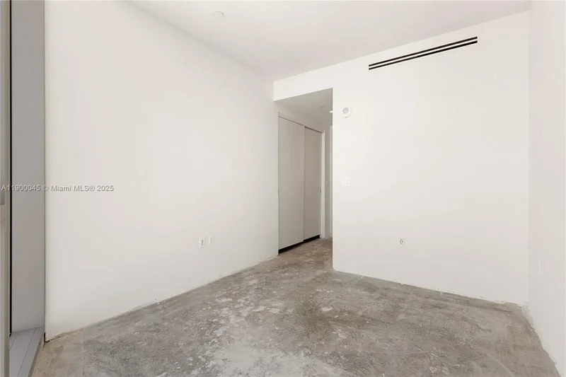 300 Biscayne Boulevard Wa, #5201E, Miami, FL, 33131, USA, Miami, Florida, United States. - Photo 46