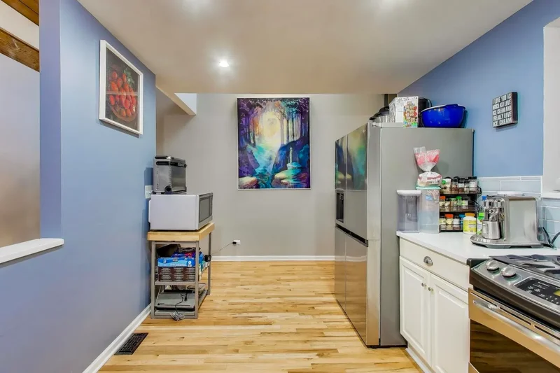 1140 W Cornelia Avenue #D, Chicago, Illinois, United States. - Photo 26