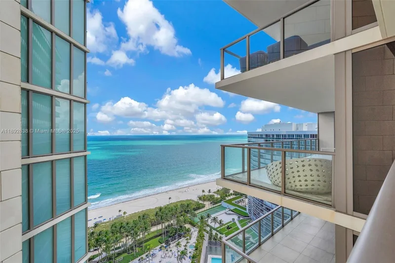9701 Collins Ave, Bal Harbour, Florida, United States. - Photo 42