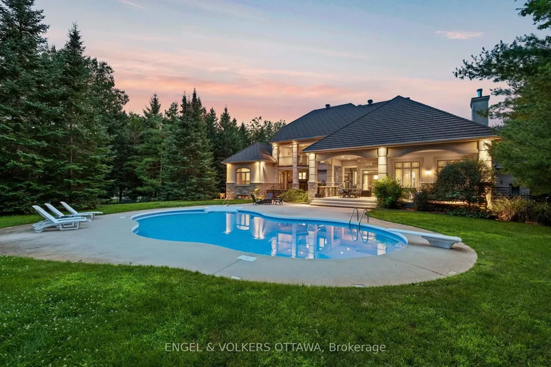 5800 Queenscourt Crescent, Ottawa, Ontario, Canada. - Photo 35