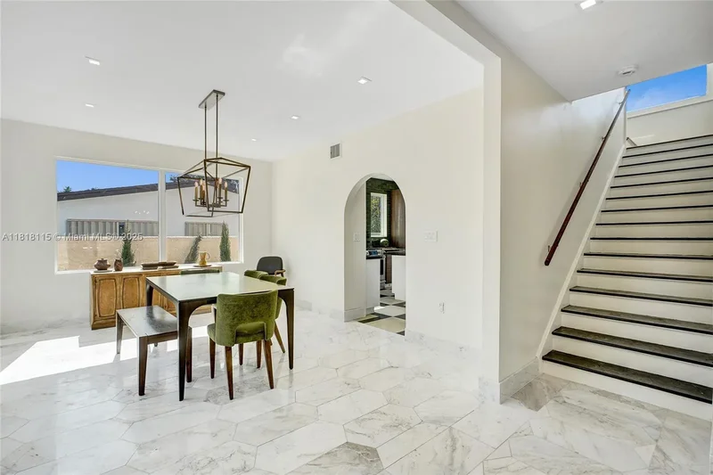 1731 NE 171st St, North Miami Beach, FL 33162, North Miami Beach, FL, United States. - Photo 2