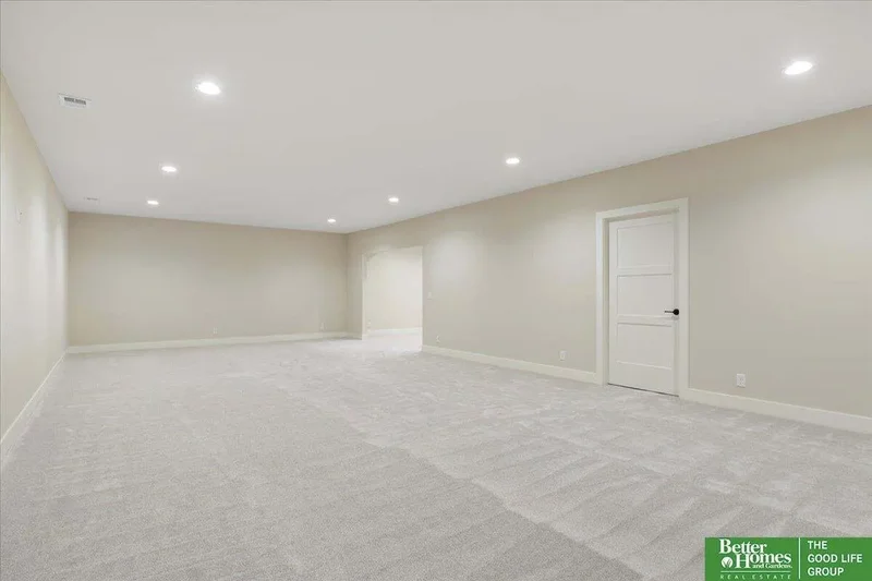 5924 N 208 Street, Elkhorn, NE 68022, Omaha, Nebraska, United States. - Photo 43