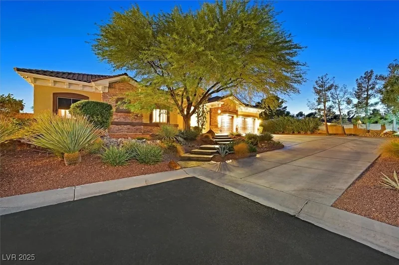 8485 Frazier Park Court, Las Vegas, NV 89143, Las Vegas, Nevada, United States. - Photo 68