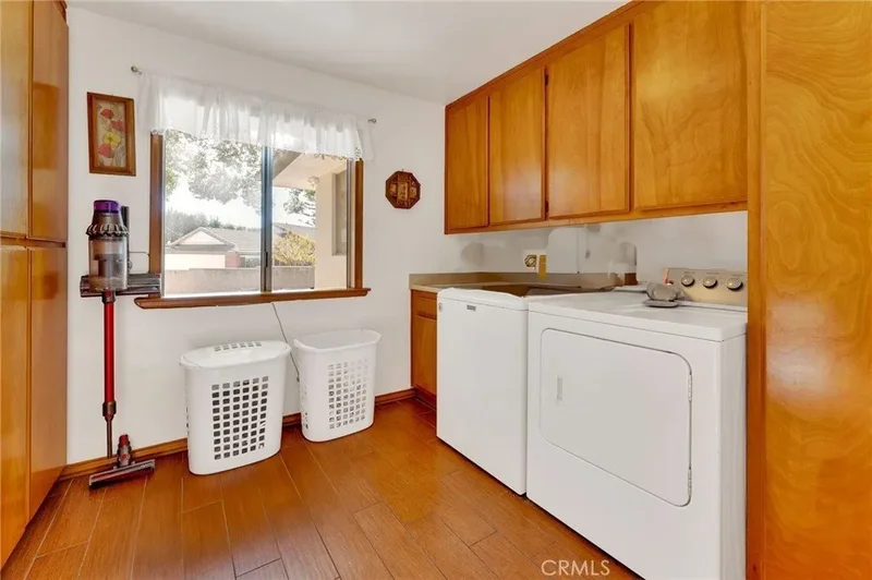1146 Sandhurst Lane, La Verne, CA 91750, La Verne, California, United States. - Photo 3