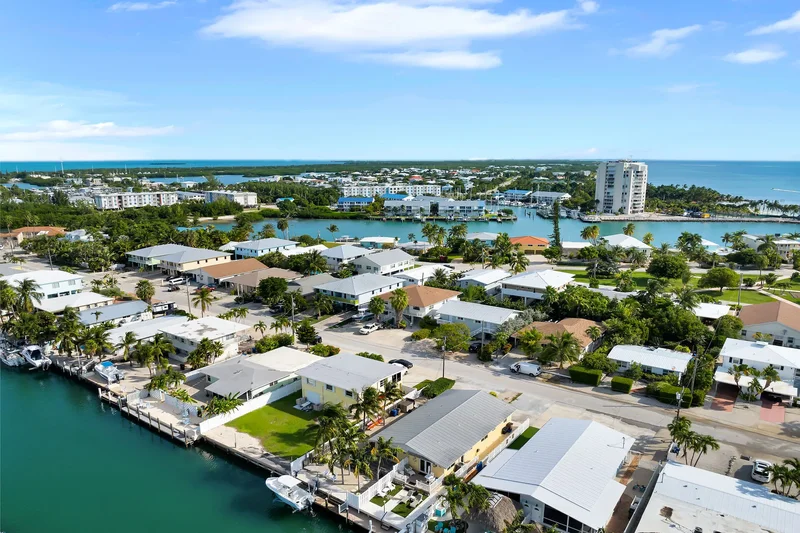300 3rd Street, Key Colony Beach, FL 33051, Key Colony Beach, Florida, United States. - Photo 39