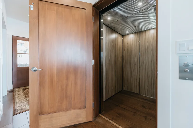 6035 Silverstone Lane, Sechelt, BC V7Z 0T8, Sechelt, British Columbia, Canada. - Photo 34