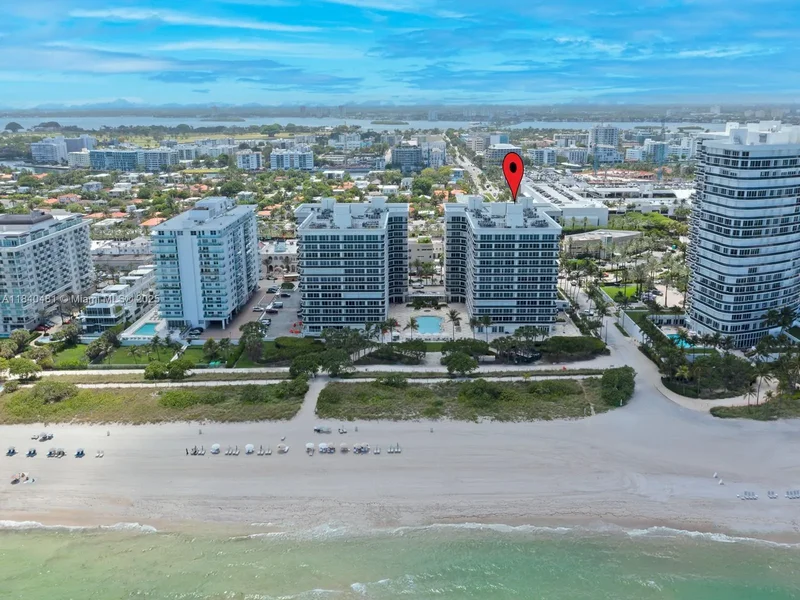 9595 Collins Ave, Bal Harbour, Florida, United States. - Photo 37