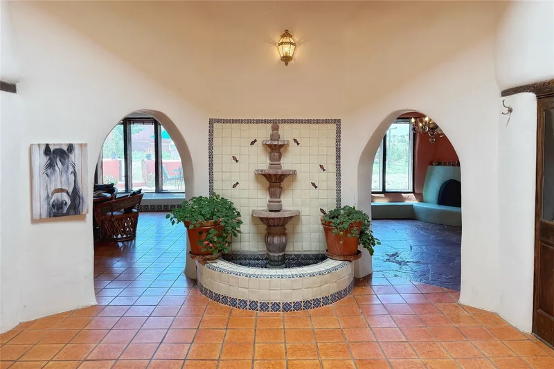 54 Rons Road, Santa Fe, NM 87508, Santa Fe, New Mexico, United States. - Photo 24