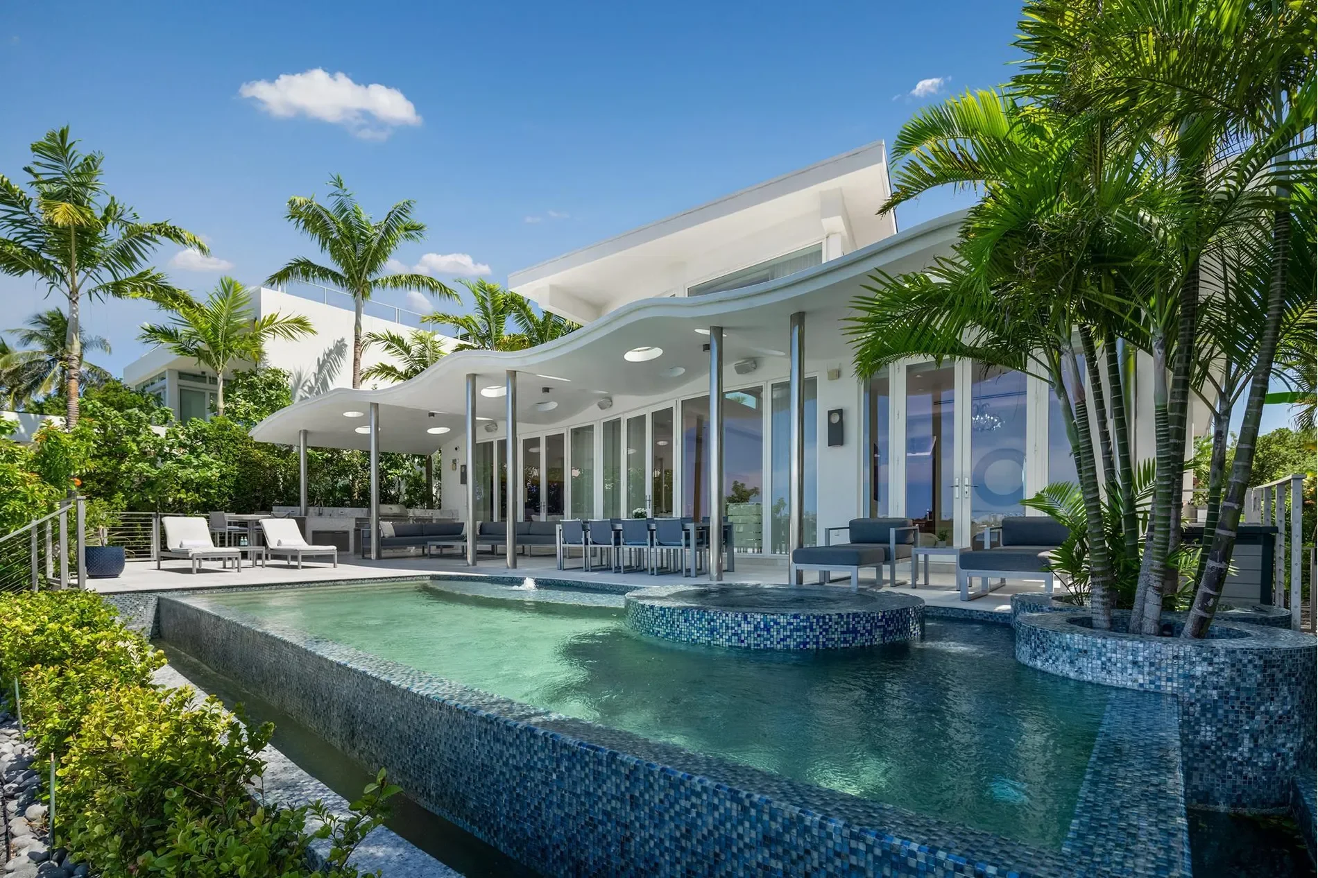 1825 Cleveland Rd, Miami Beach, Florida, United States. - Photo 12