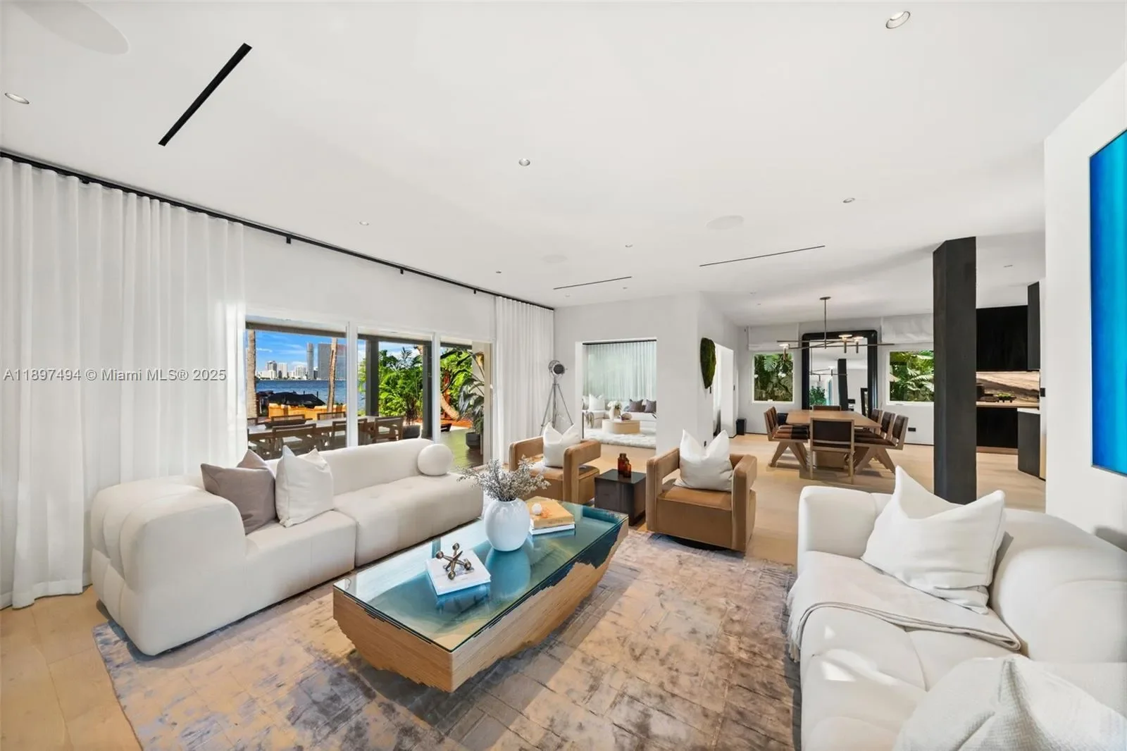 244 W San Marino Dr, Miami Beach, Florida, United States. - Photo 3