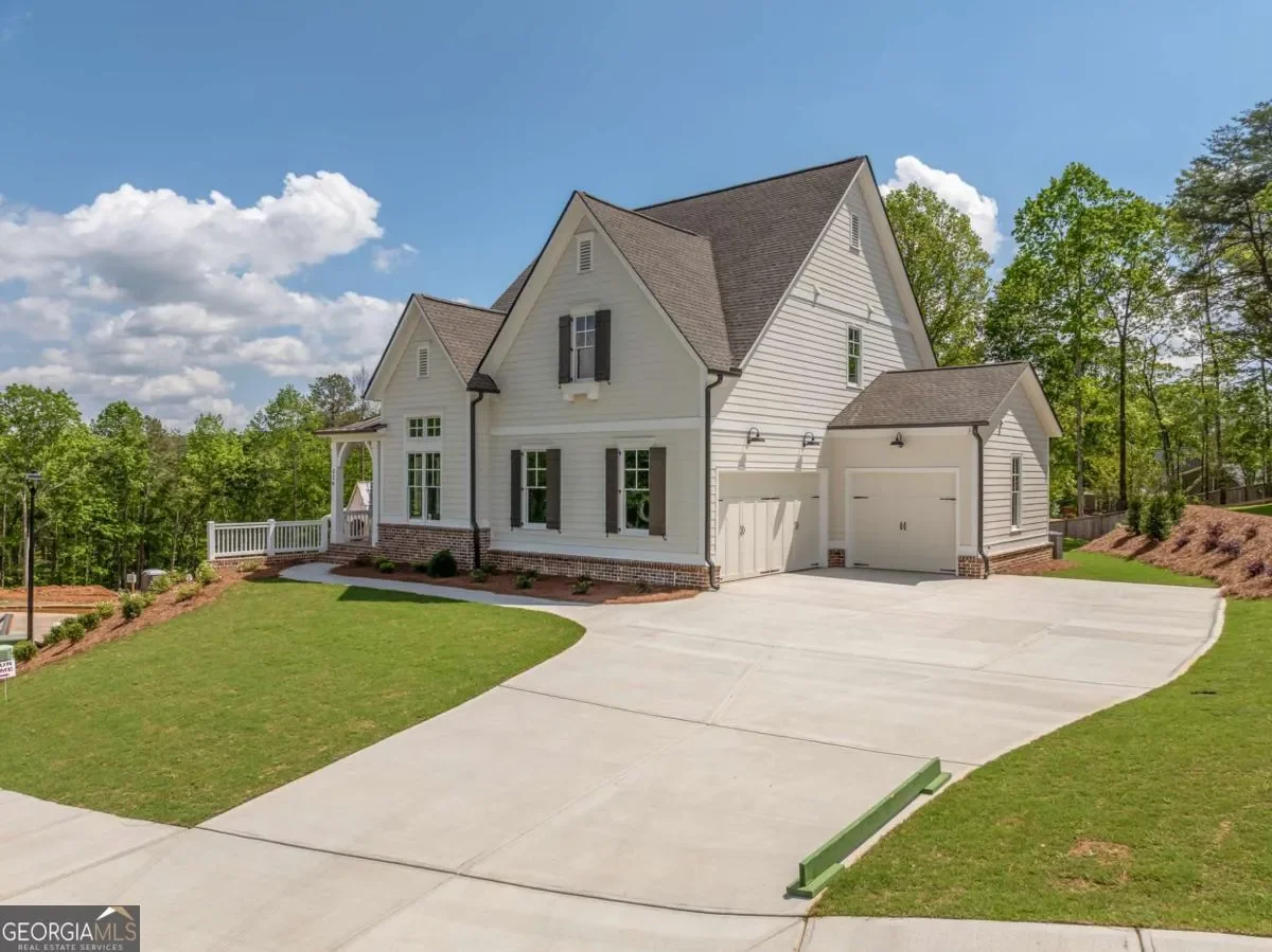Ball Ground, Georgia, United States. - Photo 3
