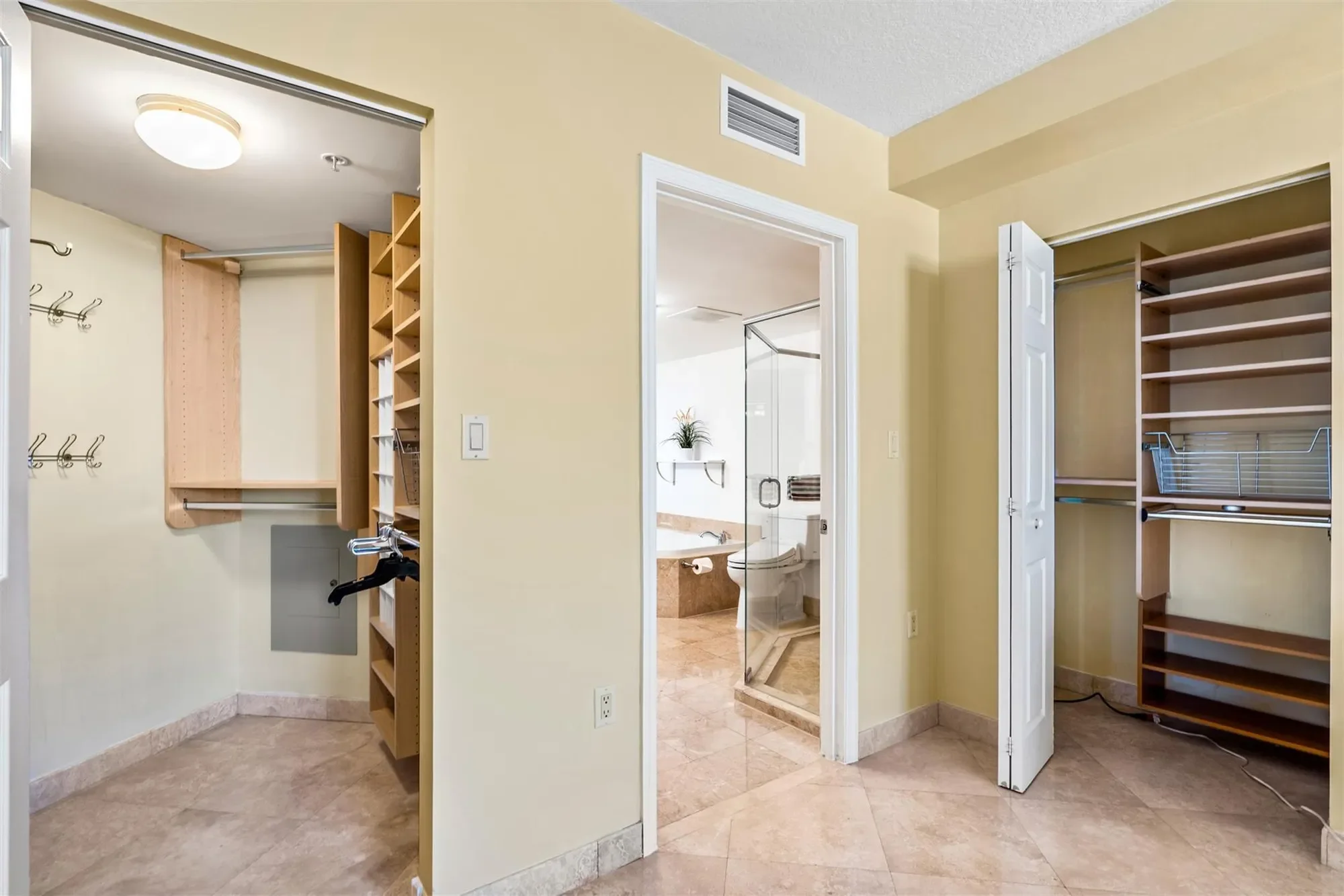 2011 N Ocean Blvd 1601N, Wilton Manors, Florida, United States. - Photo 8