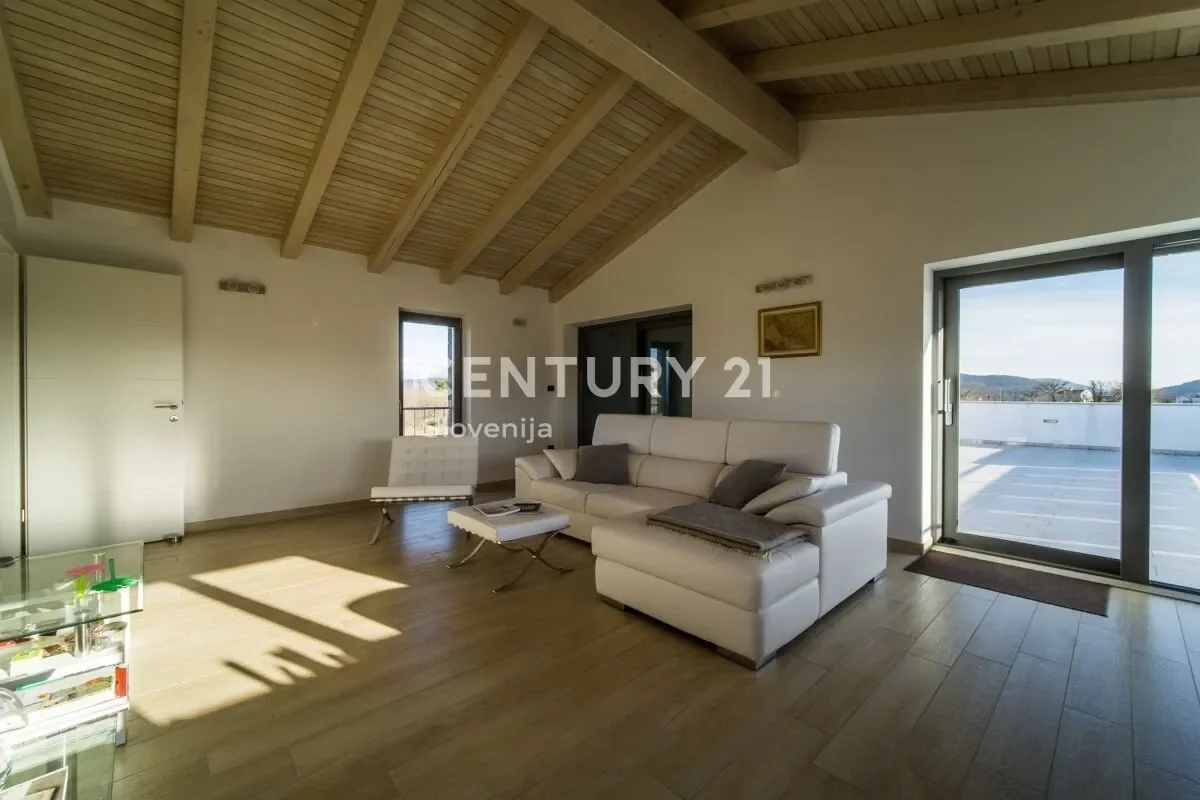 Gallery photo 4