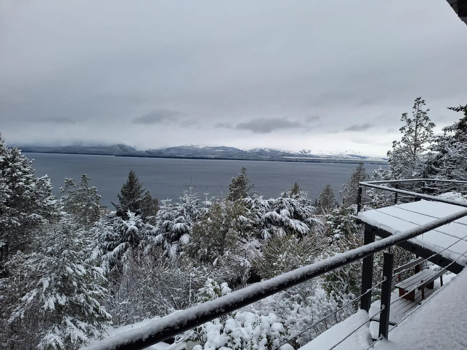 VENTA - Exclusiva casa de 8 ambientes, 5 dormitorios, 6 baños en barrio Las Vertientes, Bariloche, San Carlos de Bariloche, Río Negro, Argentina. - Photo 43