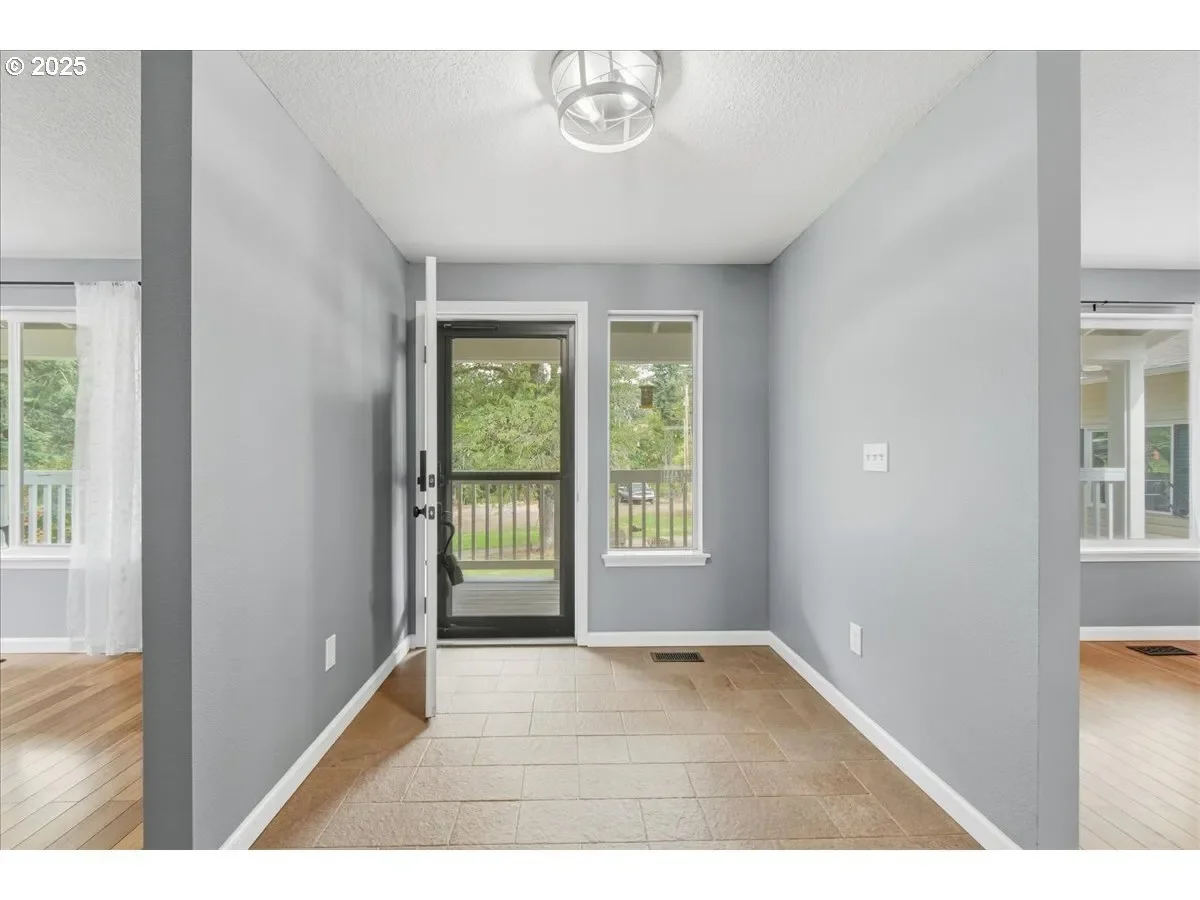 Gallery photo 4