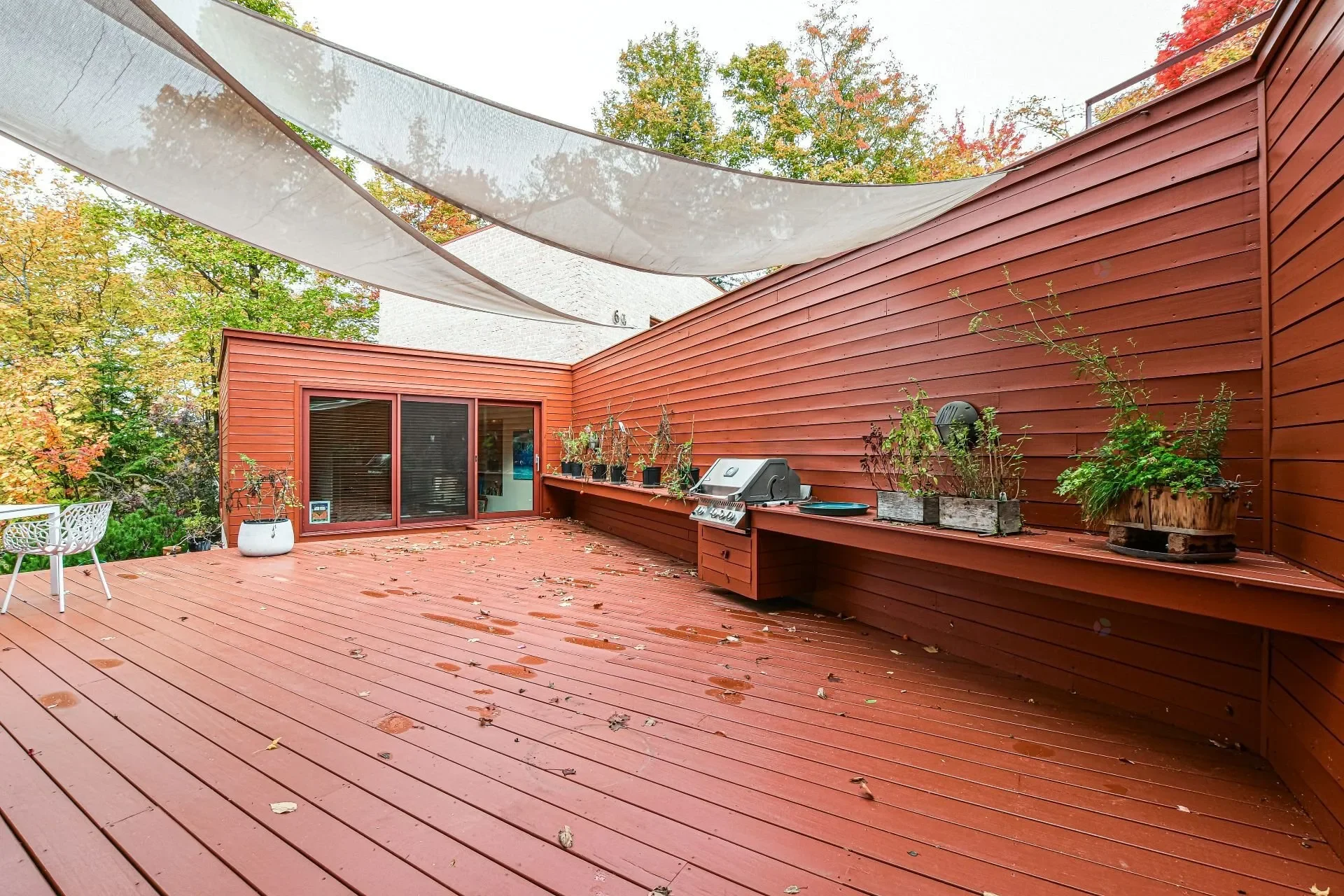 Exterior photo 7
