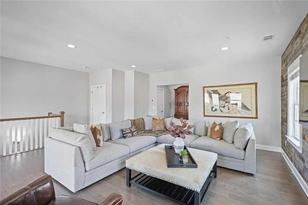 6435 Lucent Lane, Atlanta, Georgia, United States. - Photo 21