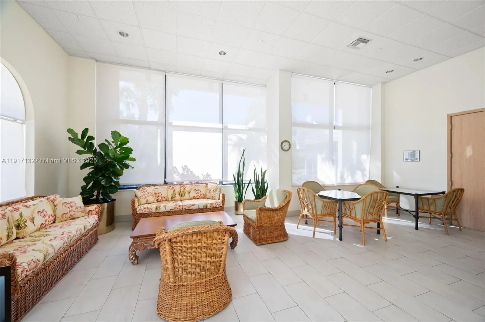 441 Valencia Ave 1201, Coral Gables, Florida, United States. - Photo 34