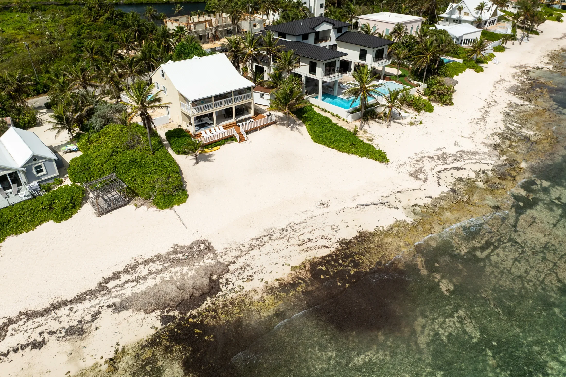 Exterior photo 11