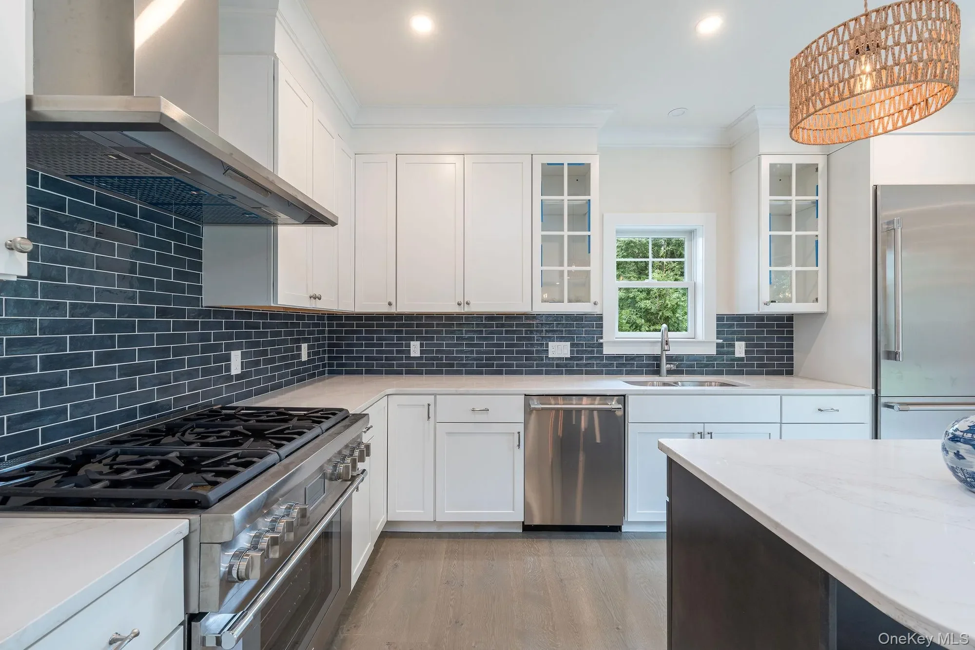 957 Peconic Bay Boulevard, Jamesport, New York, United States. - Photo 15