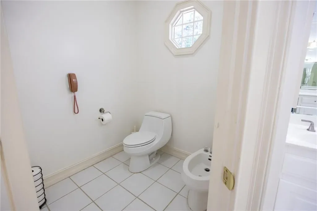 Gallery photo 5