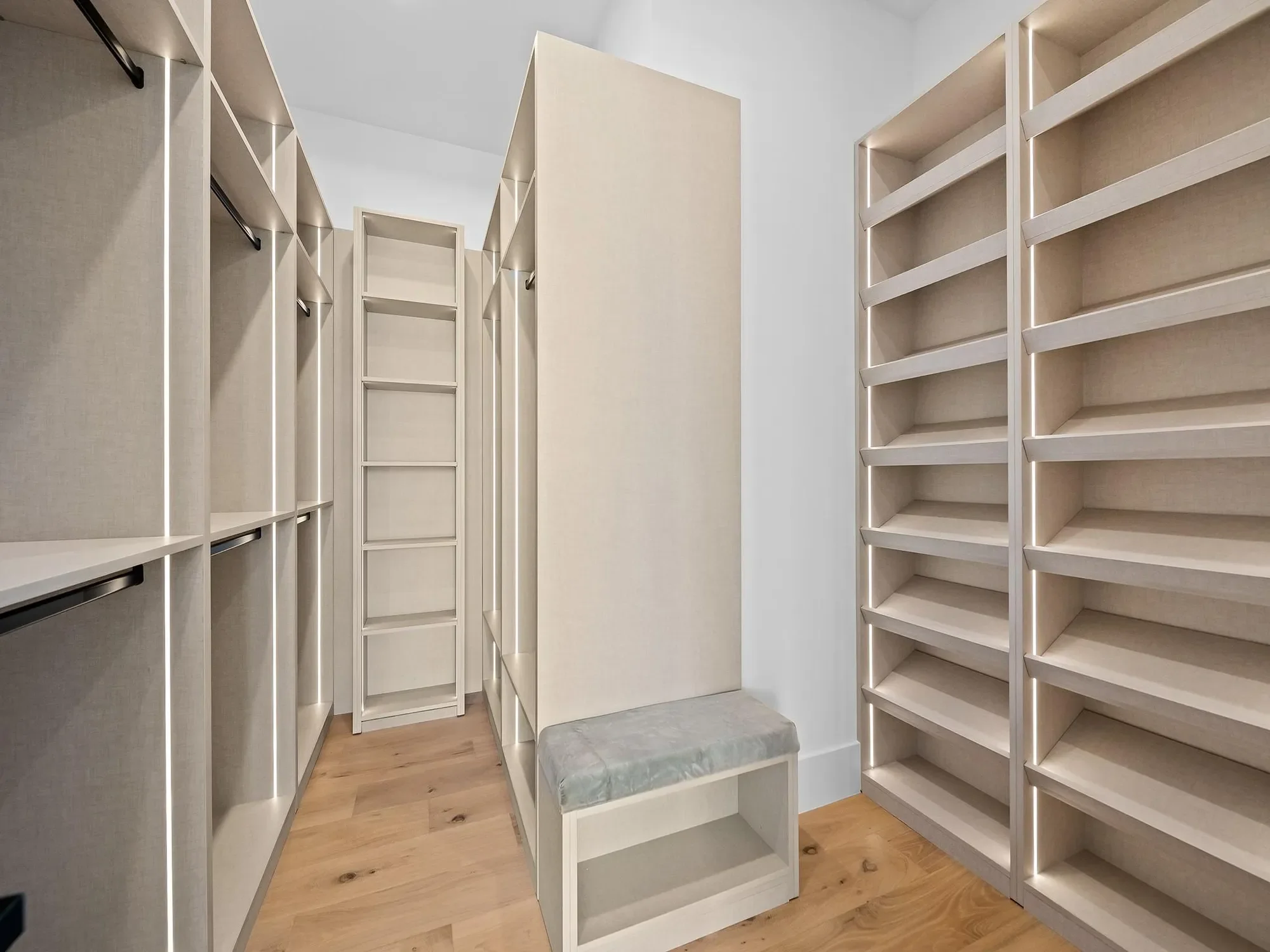 Gallery photo 6