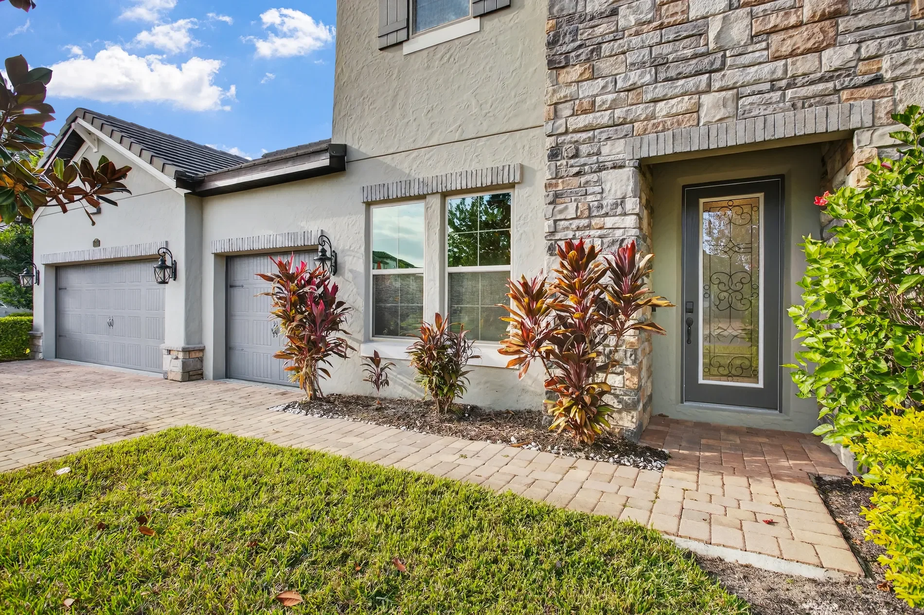 16689 Broadwater Ave, Winter Garden, FL 34787, Winter Garden, Florida, United States. - Photo 2