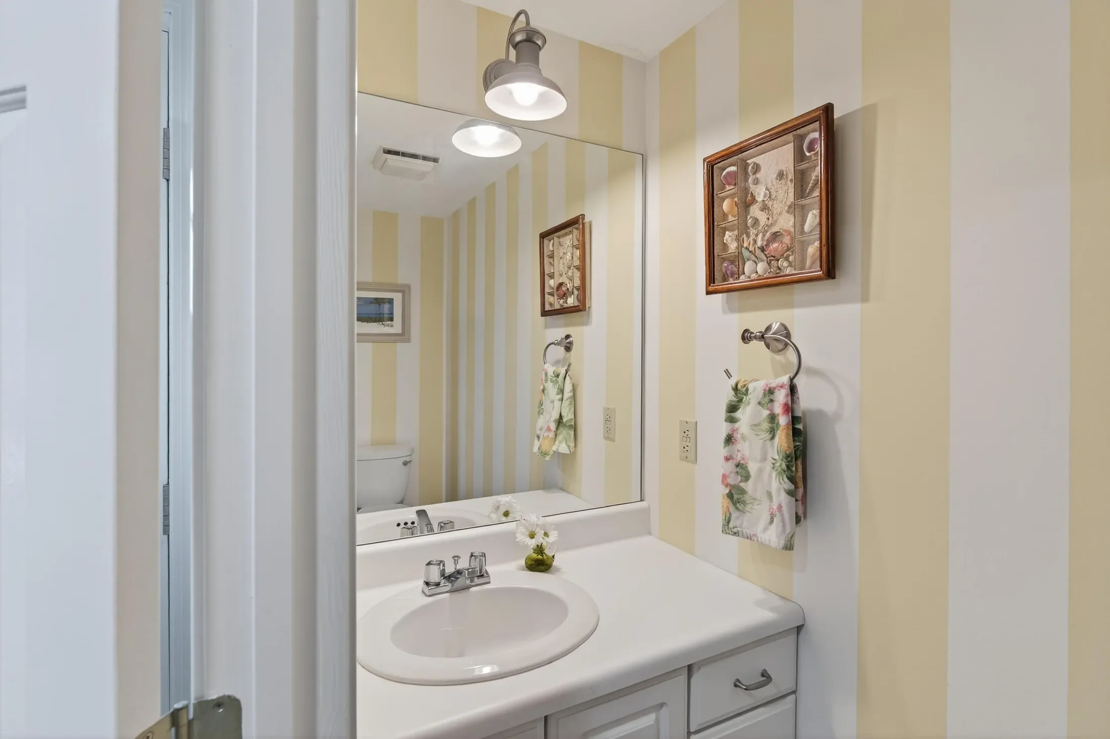 4 Ephraim Tyler Way 4, Kennebunk, ME 04043, Kennebunk, Maine, United States. - Photo 13
