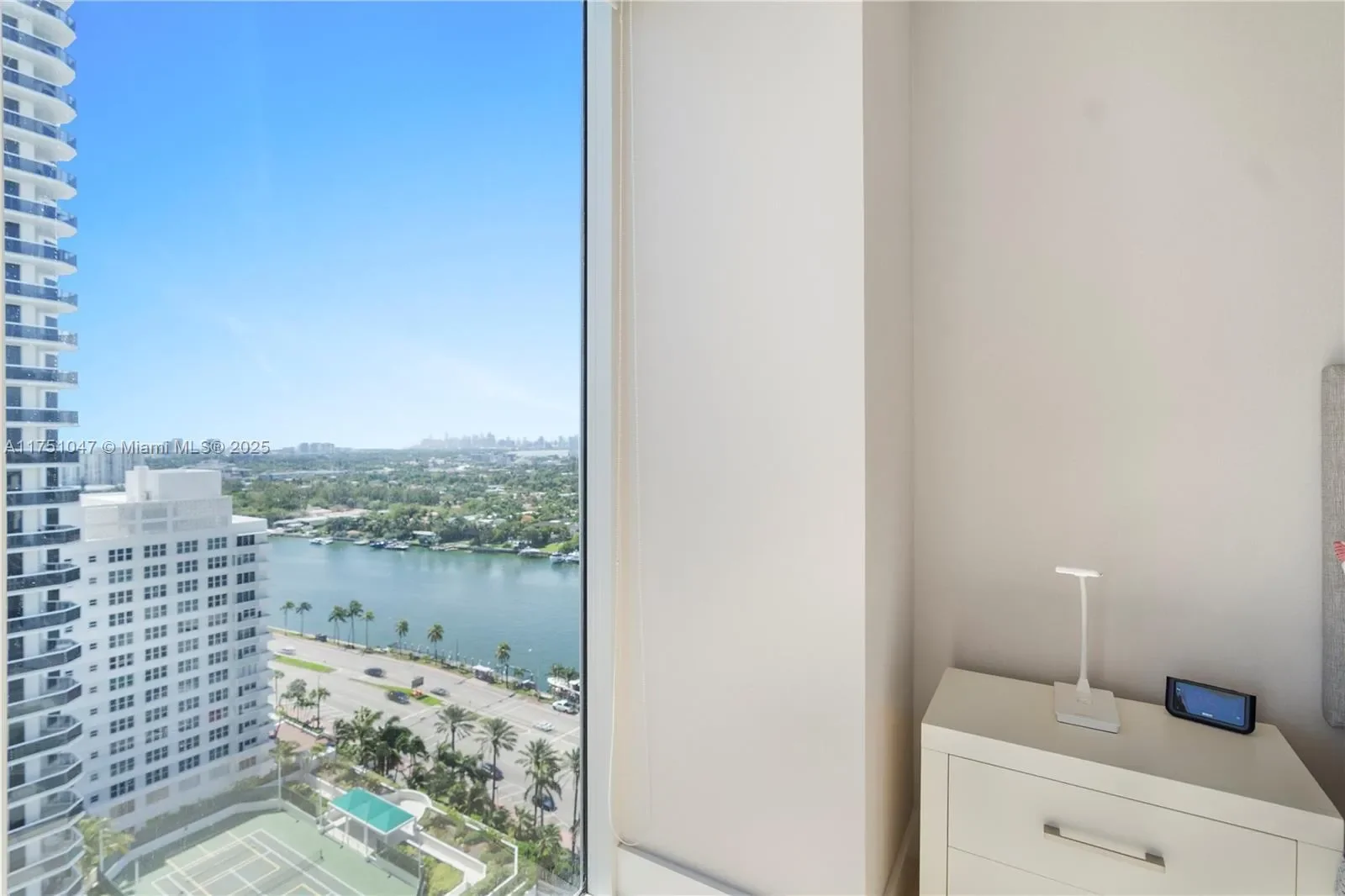 4779 Collins Ave 2204, Miami Beach, Florida, United States. - Photo 24