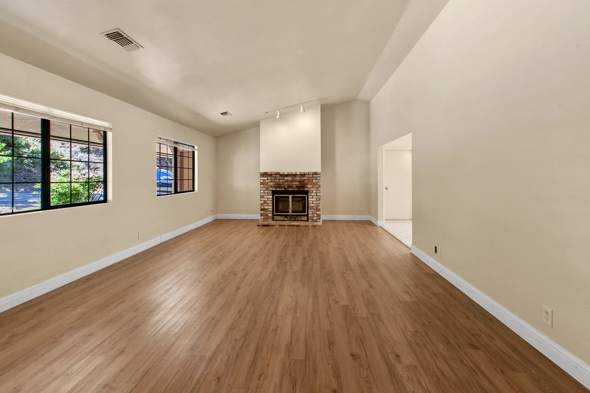 Gallery photo 3