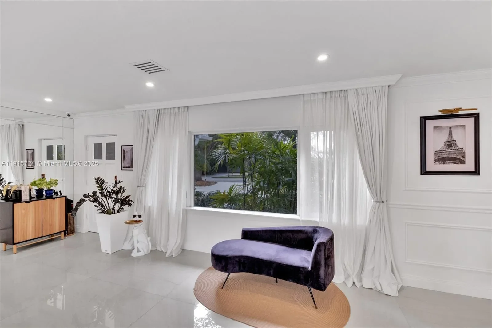 726 NE 17th Way, Fort Lauderdale, Florida, United States. - Photo 14