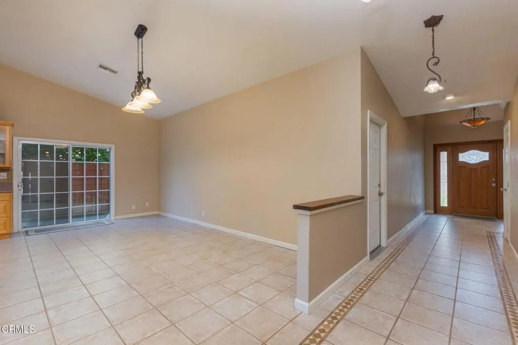 1733 Cherry Hill Road, Santa Paula, CA 93060, Santa Paula, California, United States. - Photo 16