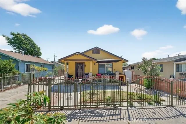 1008 E 74th Street, Los Angeles, CA 90001, Los Angeles, California, United States. - Photo 16