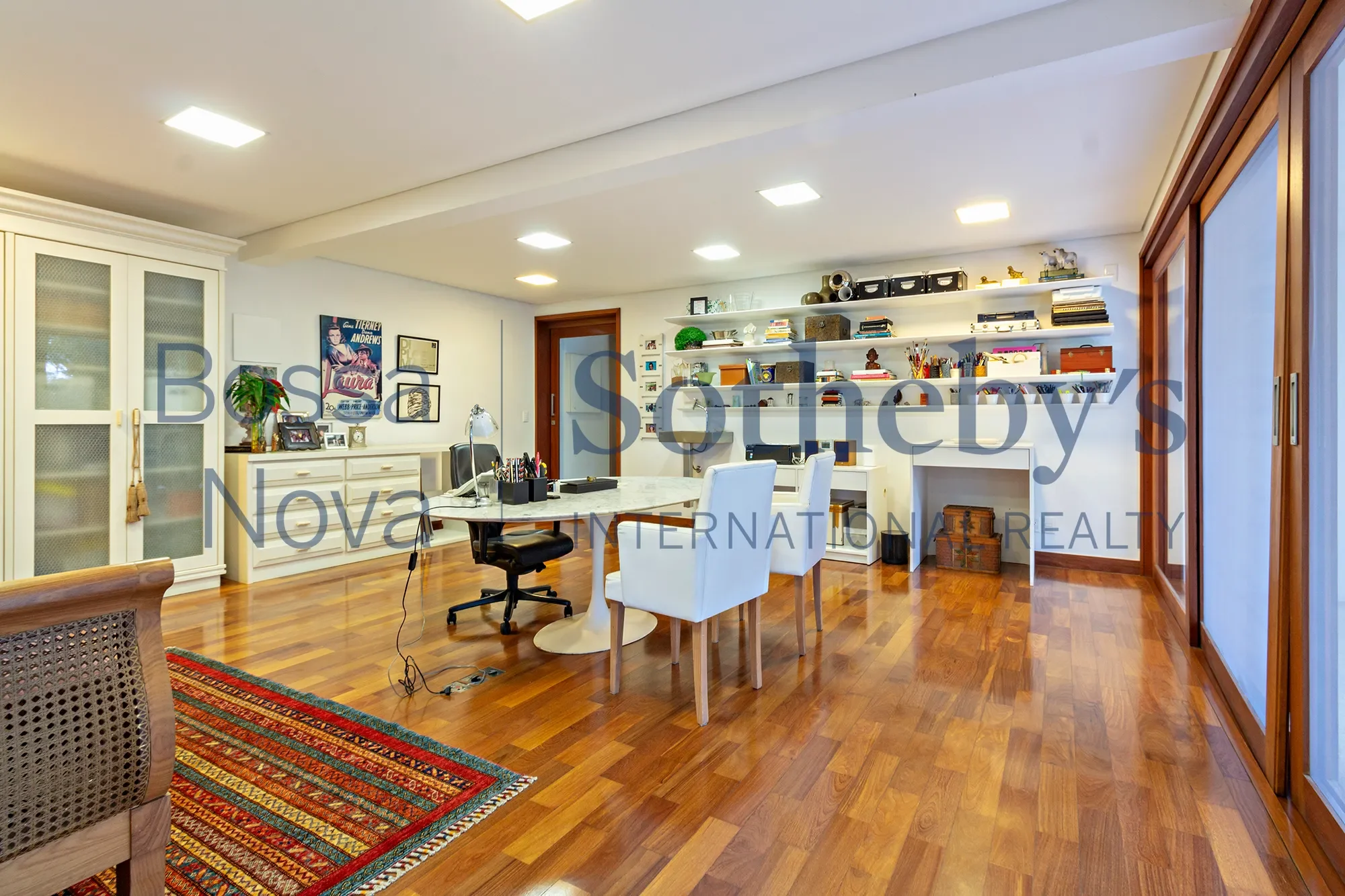 Gallery photo 12