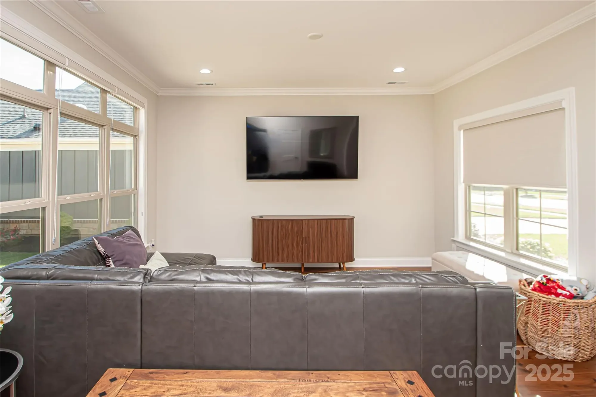 Gallery photo 10