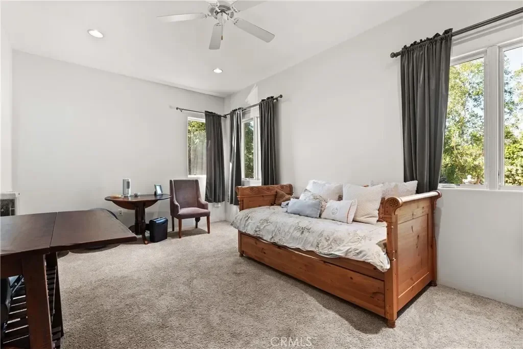 5150 Gloria Avenue, Los Angeles, California, United States. - Photo 13