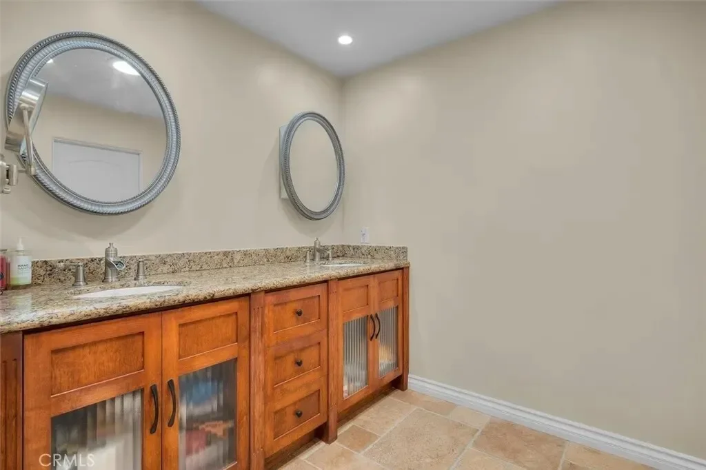 116 Termino, Signal Hill, California, United States. - Photo 22