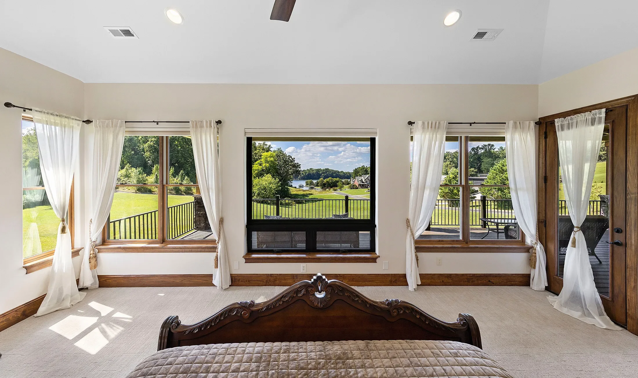 4733 Driftwood Lane , Louisville, TN 37777, Louisville, Tennessee, United States. - Photo 2
