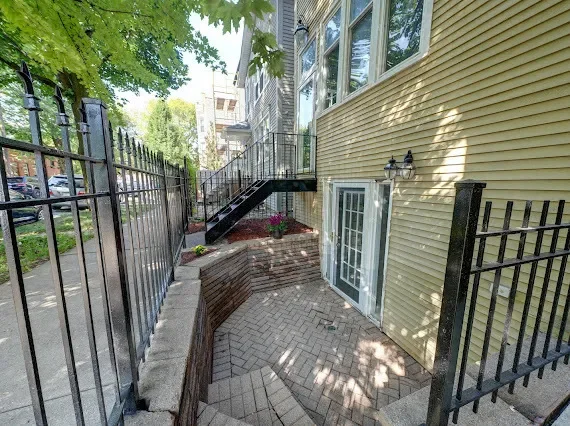 2340 W Moffat Street, Chicago, IL 60647, Chicago, Illinois, United States. - Photo 22