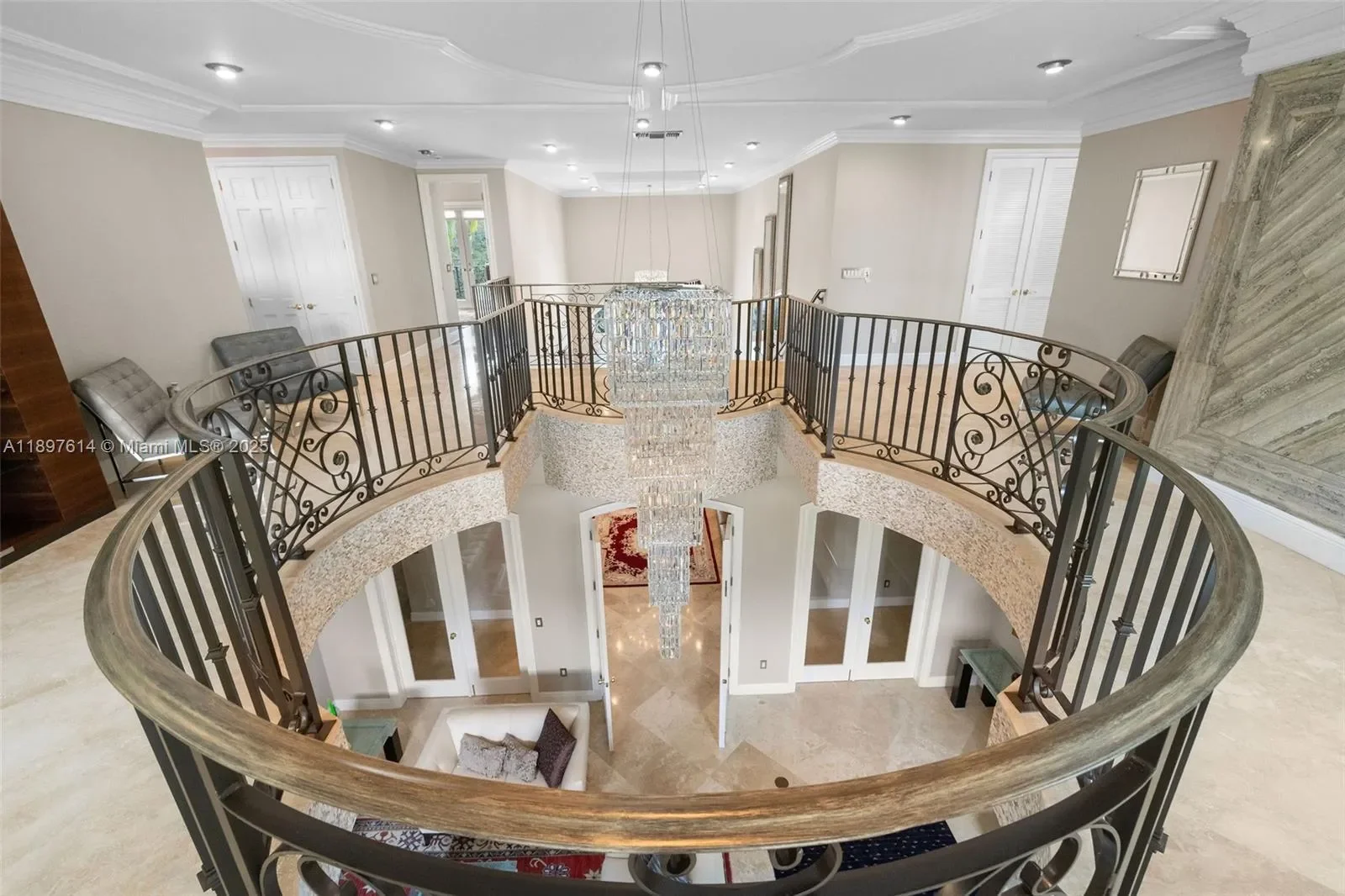 Gallery photo 11
