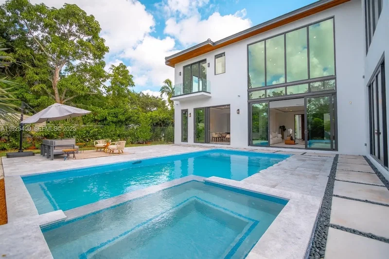 9840 SW 73rd Ct, Pinecrest, FL 33156, Coral Gables, Florida, United States. - Photo 13