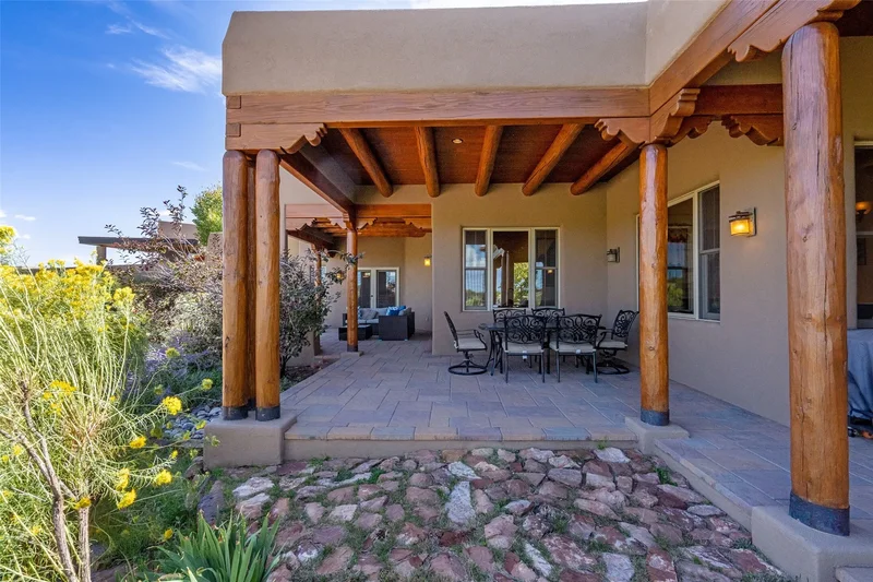 7 Plaza Molleno, Santa Fe, NM 87506, Santa Fe, New Mexico, United States. - Photo 28