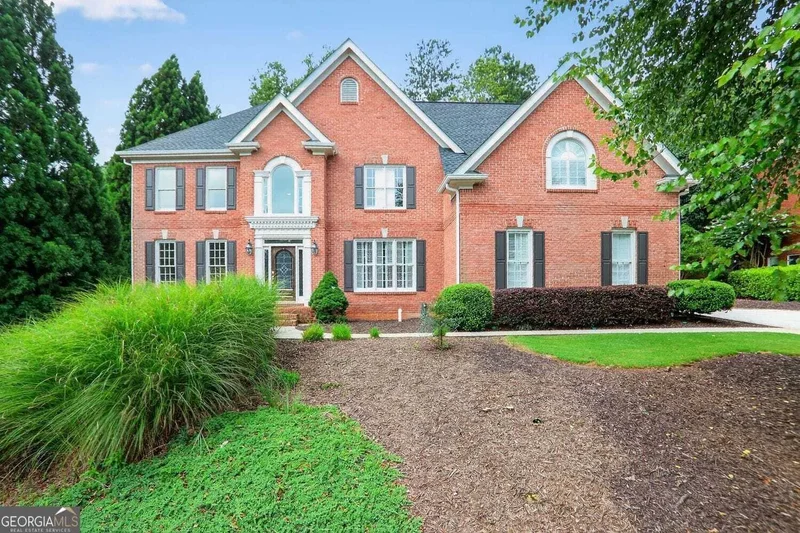 Single Family for sale in Milton