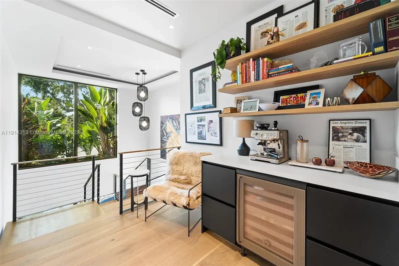 8625 NE 10th Ave, Miami, Florida, United States. - Photo 19
