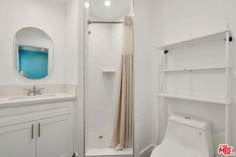 1341 N Mariposa Avenue, Los Angeles, California, United States. - Photo 71