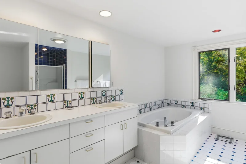 1040 High Street , Dedham, MA 02026, Dedham, Massachusetts, United States. - Photo 18