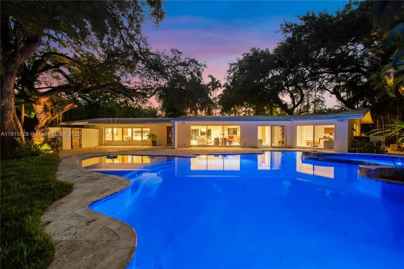 1075 NE 99th St, Miami, Florida, United States. - Photo 46