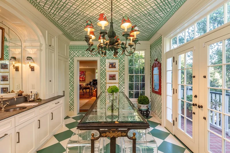 685 Elkins Road , Los Angeles, CA 90049, Los Angeles, California, United States. - Photo 29