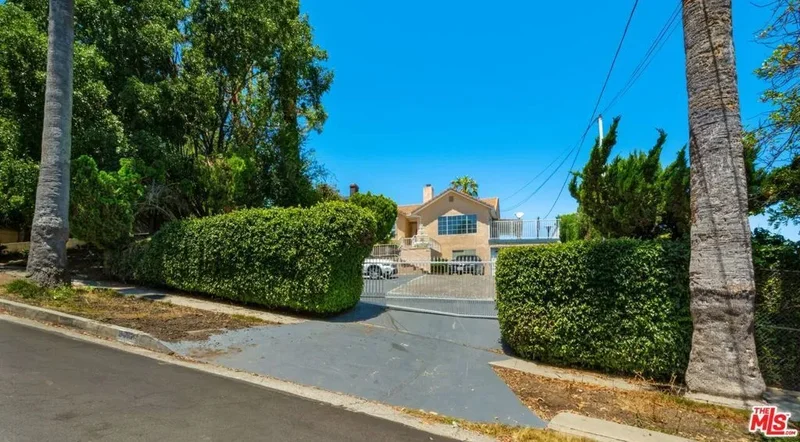 5427 Bushnell Way, Los Angeles, California, United States. - Photo 34